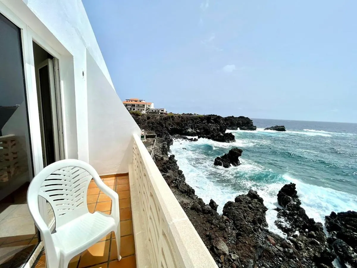 Apartamento con vista al mar, en primera linea, El Hierro Apartamento Tamaduste