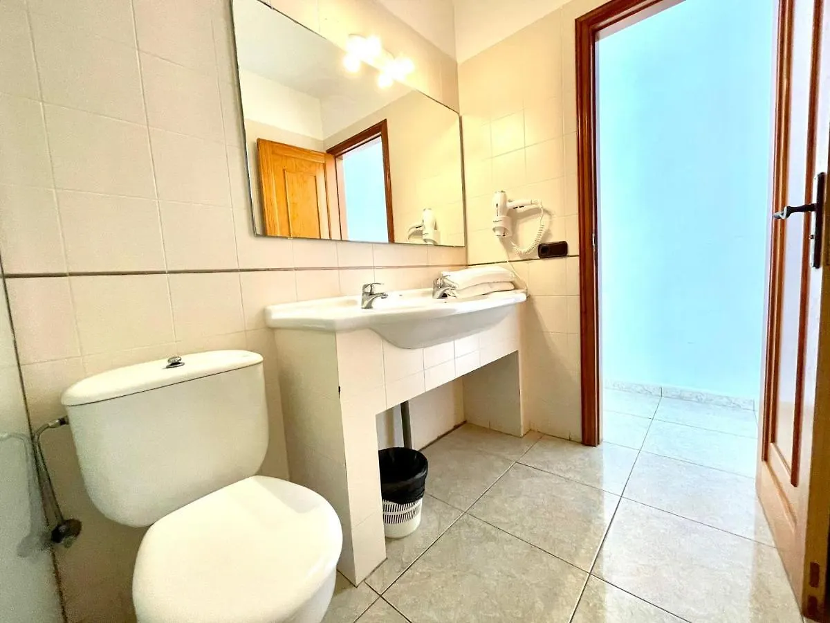 Apartamento con vista al mar, en primera linea, El Hierro Apartamento Tamaduste