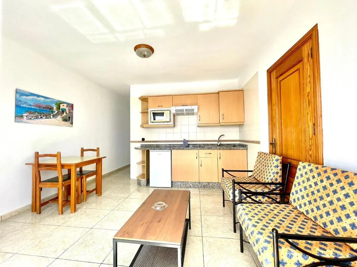 Apartamento con vista al mar, en primera linea, El Hierro Apartamento Tamaduste