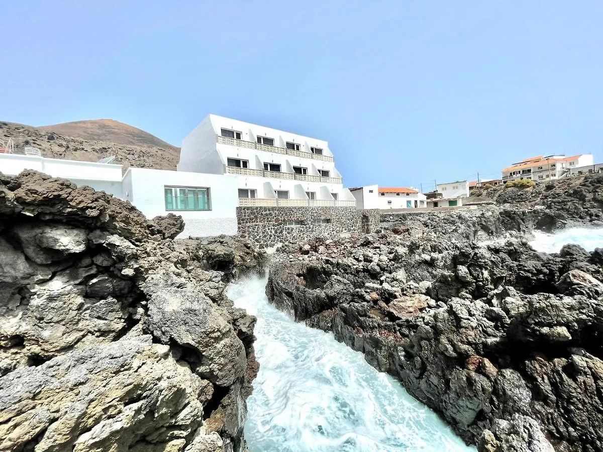 Apartamento con vista al mar, en primera linea, El Hierro Apartamento Tamaduste 0*,
