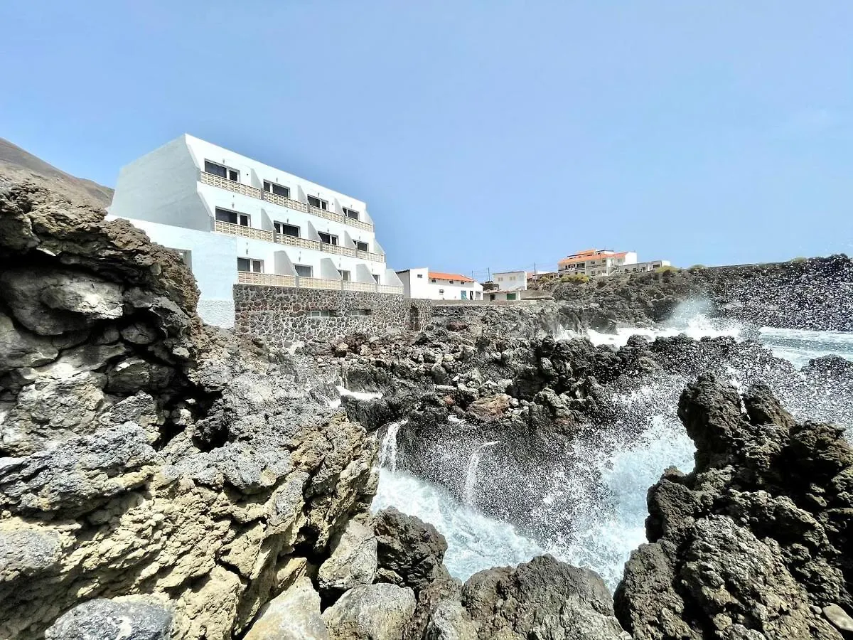 Apartamento con vista al mar, en primera linea, El Hierro Apartamento Tamaduste